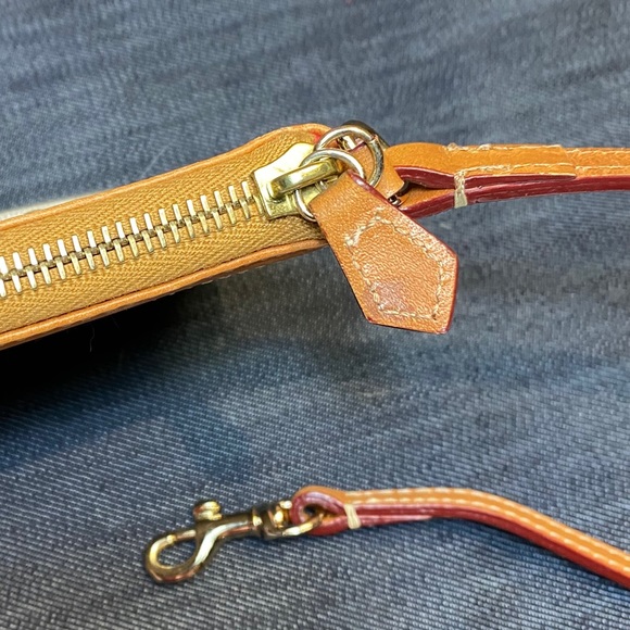 Dooney & Bourke Signature Logo Textile Wristlet - Picture 10 of 12